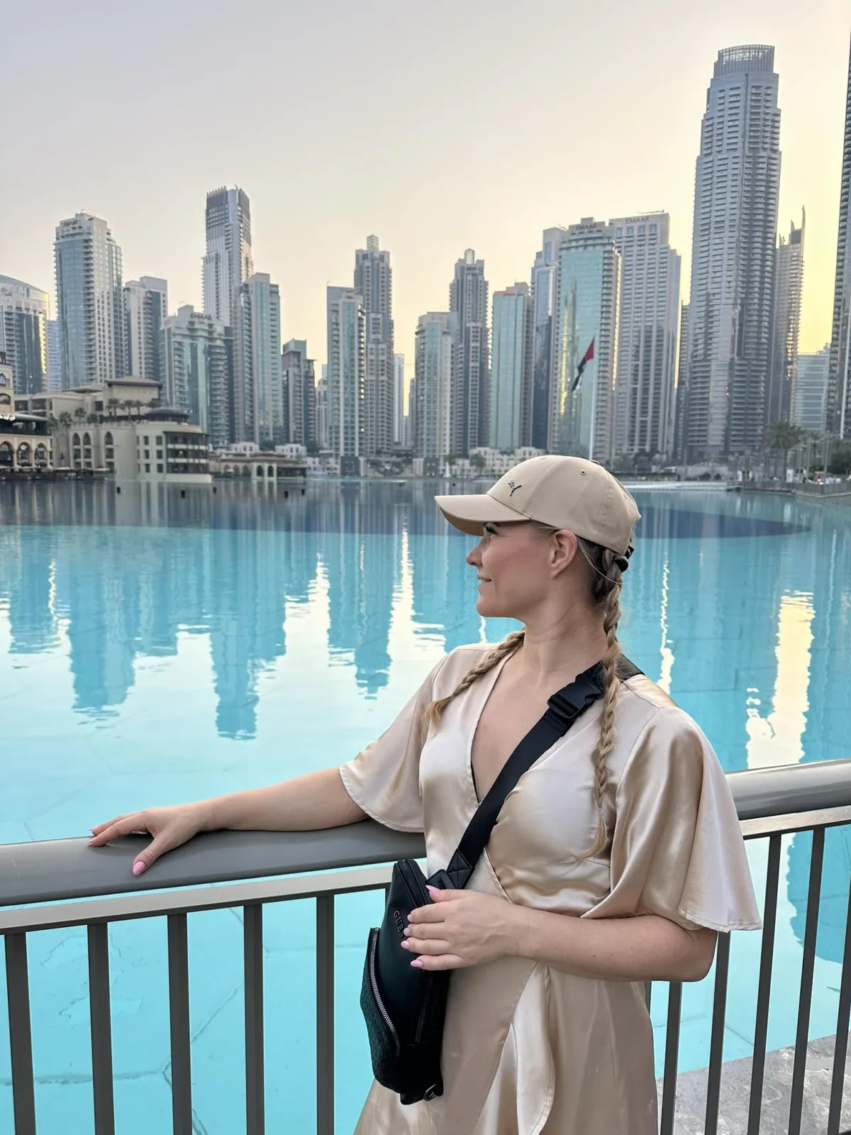Riikka ja Elina Dubaissa